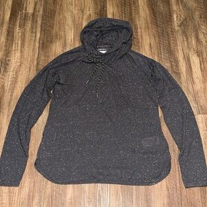 Women’s Columbia Omni Wick long sleeve hooded tshirt with pockets size L